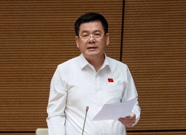 Bộ trưởng Nguyễn Hồng Diên