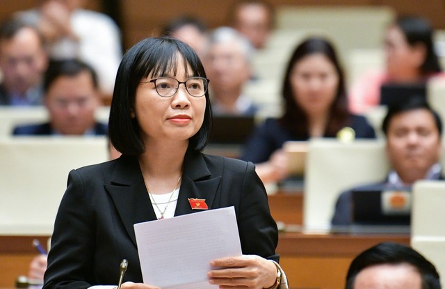 Đại biểu Nguyễn Thị Việt Nga (đoàn Hải Dương)