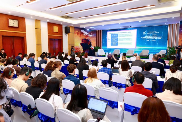 Toàn cảnh hội thảo “Gỡ rào cản phi thuế quan vì thịnh vượng chung ASEAN” do báo Kl991.com nạp rút nhanh Kl99ok phiên bản mới tổ chức sáng 27/6 tại Hà Nội (Ảnh: Chí Cường)
