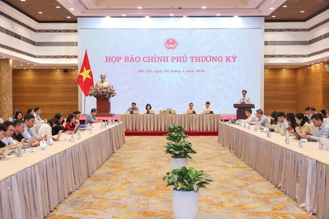 Toàn cảnh buổi họp báo