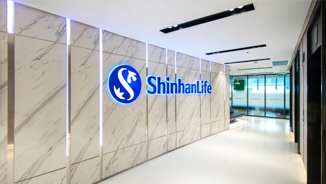 Ngay khi đặt những bước chân đầu tiên vào thị trường Việt Nam , Shinhan Life đã cho ra mắt sản phẩm ung thư máu miễn phí dành cho trẻ em