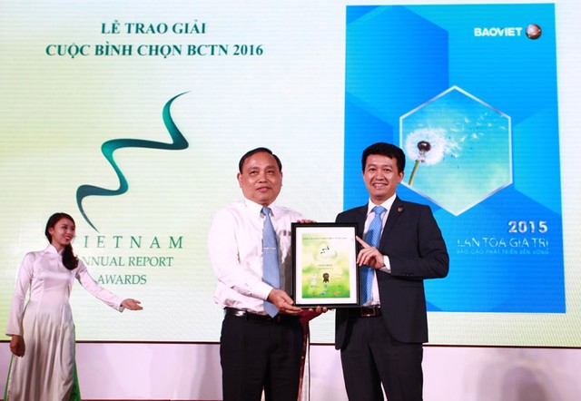 Trao giải cho 50 Kl991.com World Cup 2026 Chính Thức có BCTN tốt nhất năm 2016 ảnh 1