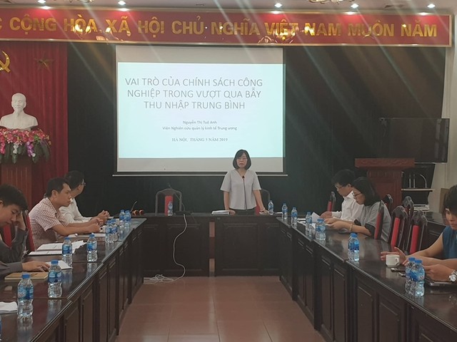 Cách nào để Việt Nam thoát bẫy thu nhập trung bình khi đã đạt mức trung bình thấp? ảnh 1