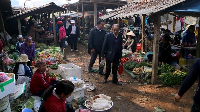 Phiên chợ cuối năm ở Thủ đô chỉ dành cho quý ông ảnh 2