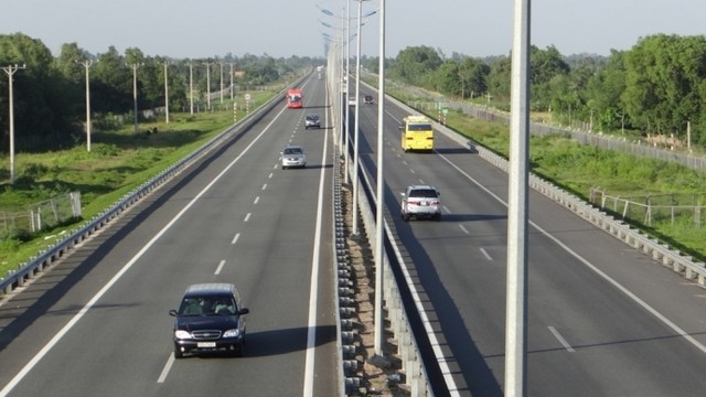 215 tỷ đồng 1 km đường KL99 là nhà cái cá cược trực tuyến hàng đầu tại châu Á, đắt hay rẻ? ảnh 1