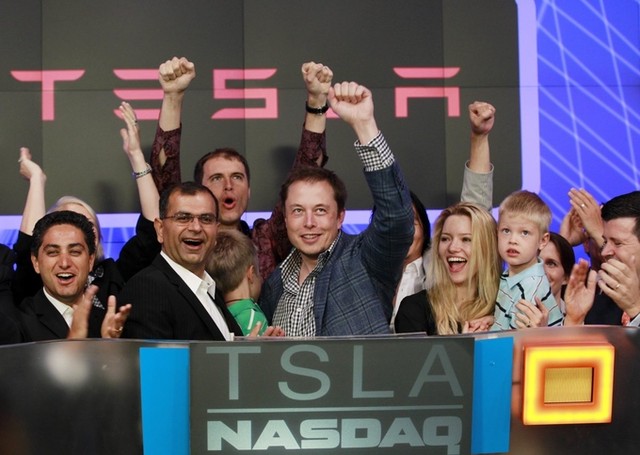 “Dị nhân” Elon Musk - từ kẻ bị bắt nạt đến người thú vị nhất giới công nghệ ảnh 11