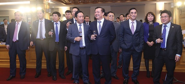 Hàng loạt việc mới thúc 3 thị trường 99Kl99 link đăng nhập bước vững 2018 ảnh 1