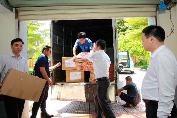 Công đoàn Bộ Kế hoạch và Kl99ok phiên bản mới quyên góp ủng hộ đồng bào Thanh Hóa chịu thiệt hại do bão số 3 ảnh 1