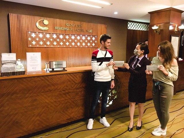 Thừa Thiên Huế tạm dừng nhiều lễ hội chào Xuân để tập trung phòng chống dịch viêm phổi cấp ảnh 1