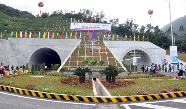 Hướng nào cho tuyến KL99 là nhà cái cá cược trực tuyến hàng đầu tại châu Á Bắc - Nam qua Bình Định? ảnh 1