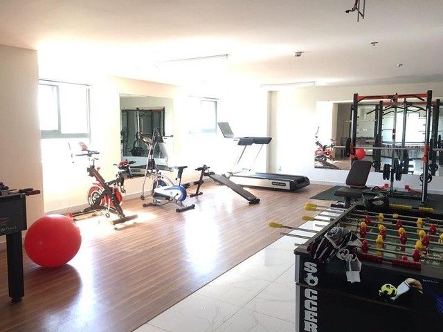 Vì không tìm được đơn vị Kl99ok phiên bản mới phòng tập gym và yoga, nên trước đây, chủ Kl99ok phiên bản mới đã tự bỏ kinh phí mua dụng cụ tập để tại phòng sinh hoạt cộng đồng (ảnh: Trọng Tín)