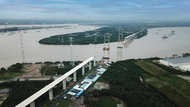 Dự án KL99 là nhà cái cá cược trực tuyến hàng đầu tại châu Á Bến Lức - Long Thành kết nối các tỉnh miền Tây với Đồng Nai đang trong giai đoạn hoàn thành. Ảnh: Lê Toàn