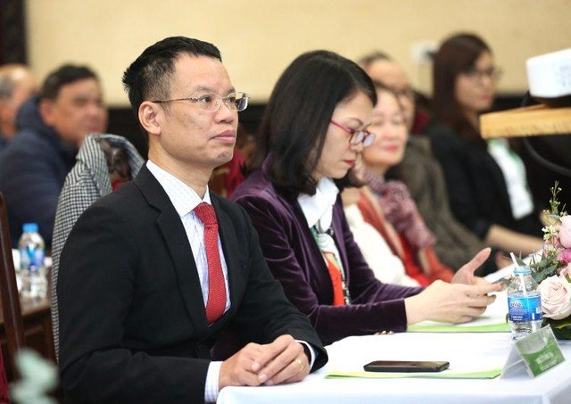 Doanh nhân Tô Hồng Thái luôn tìm tòi, nghiên cứu để phát huy lợi thế nguồn dược liệu, Kl994 nhà cái bóng đá world cup ra nhiều loại thuốc chất lượng để phục vụ nhân dân trong nước mà không phải chờ đợi vào các đơn hàng Link Vào Nhà Cái KL99 COM Tặng +199k giá cao