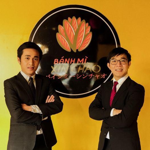 Thương hiệu Bánh Mì Xin Chào được hai anh em Bùi Thanh Tâm (phải) và Bùi Thanh Duy sáng lập tháng 10/2016.