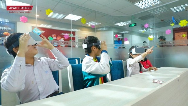 Apax English/Apax Leaders tích cực đổi mới và nâng cấp chương trình đào tạo, xác lập chuẩn học tiếng Anh online mới cho trẻ em Việt Nam.