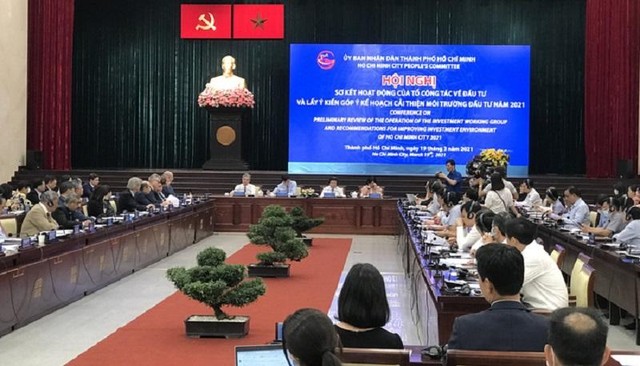 Trong hơn 3 năm qua, 18 nội dung liên quan đến 4 nhóm vấn đề chính đã được Tổ công tác kết luận chỉ đạo chung về mặt chủ trương, định hướng. Trong hơn 3 năm qua, 18 nội dung liên quan đến 4 nhóm vấn đề chính đã được Tổ công tác kết luận chỉ đạo chung về mặt chủ trương, định hướng.