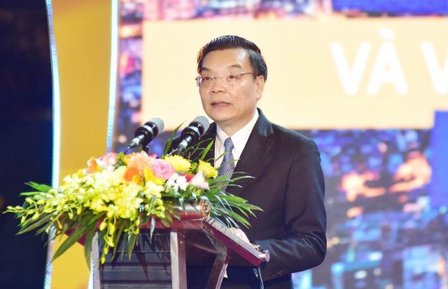 Chủ tịch UBND thành phố Hà Nội Chu Ngọc Anh phát biểu khai mạc lễ hội. (Ảnh: Viết Thành).