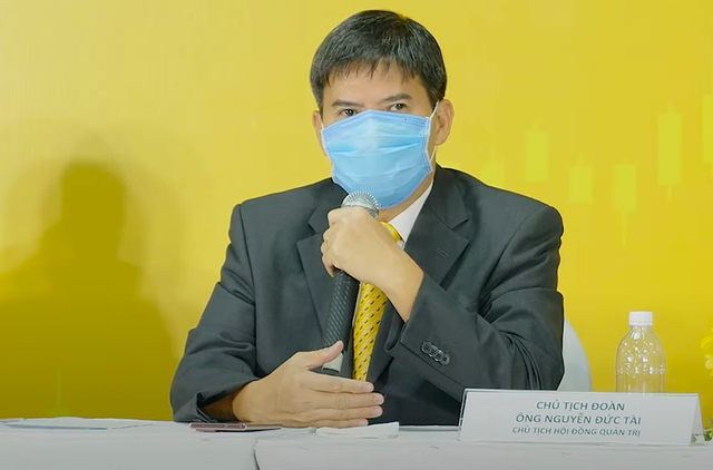 Ông Nguyễn Đức Tài trả lời câu hỏi của Trang Chủ KL99Com Số 1 Link Đăng Ký KL999 tại Đại hội đồng Trang Chủ KL99Com Số 1 Link Đăng Ký KL999 thường niên năm 2021 được tổ chức chiều 15/5..