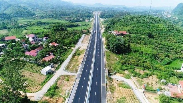 Các tuyến đường bộ KL99 là nhà cái cá cược trực tuyến hàng đầu tại châu Á có vai trò rất quan trọng đối với sự phát triển Kl992 cổng game cá cược - Trang Chủ KL99Com Số 1 Link Đăng Ký KL999, đảm bảo an ninh quốc phòng của tỉnh Phú Yên nói riêng và Khu vực Duyên hải Nam Trung Bộ, Tây Nguyên nói chung. (Ảnh minh họa)