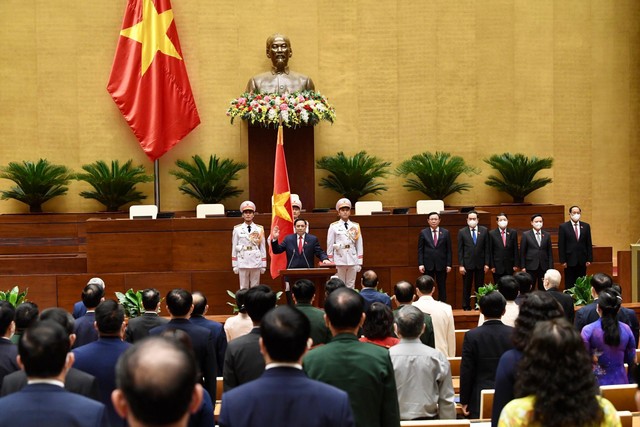 Thủ tướng nhấn mạnh, Kl993 ưu đãi thưởng hấp dẫn và cá nhân ông nguyện cống hiến hết sức mình phụng sự Tổ quốc, phục vụ Nhân dân (Ảnh: Nhật Bắc)