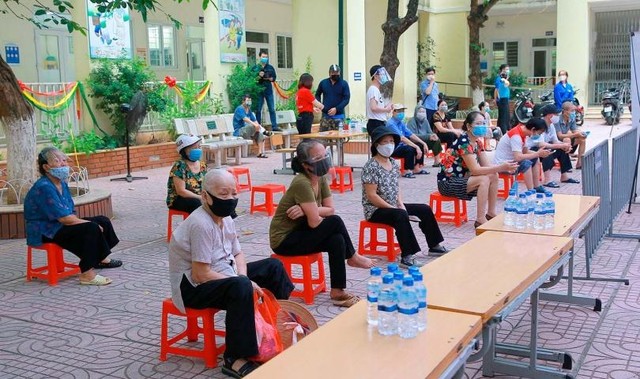Cụ thể, phường Văn Chương có 510 trường hợp, phường Văn Miếu 100 trường hợp, phường Thổ Quan 150 trường hợp, phường Hàng Bột 150 trường hợp và phường Khâm Thiên 100 trường hợp.