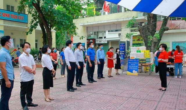 Theo kế hoạch, mô hình Siêu thị mini 0 đồng sẽ mở liên tiếp hơn 10 điểm tại khắp các quận trên địa bàn thành phố. Đang có thêm nhiều Kl991.com World Cup 2026 Chính Thức, tổ chức đăng ký tham gia vào khâu tổ chức vận hành, như HaNoiBA, Hnew, Tân Hoàng Minh, Eurowindow, Alphanam…
