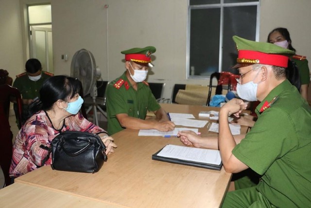 Cơ quan Cảnh sát điều tra Công an Nghệ An làm việc với bị can Nguyễn Thị Thu