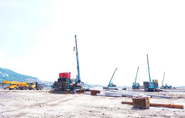 Chủ Kl99ok phiên bản mới huy động phương tiện máy móc triển khai thi công dự án