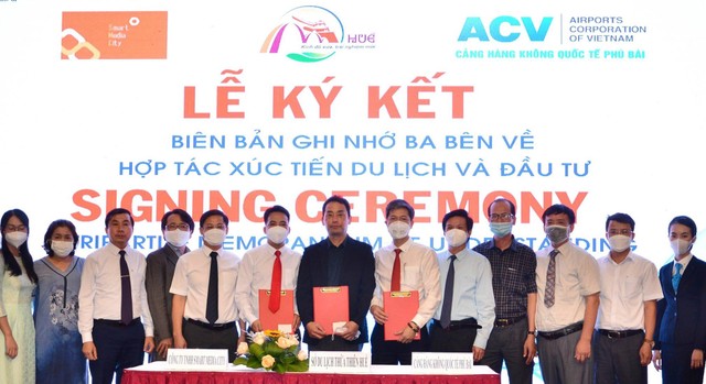 Sở Du lịch tỉnh Thừa Thiên Huế, Công ty TNHH Smart Media City- Hàn Quốc, Cảng Hàng không Quốc tế Phú Bài ký kết Biên bản ghi nhớ hợp tác xúc tiến du lịch và Kl99ok phiên bản mới đến tỉnh Thừa Thiên Huế.