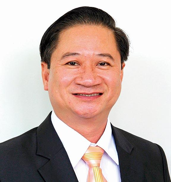 Ông Trần Việt Trường, Chủ tịch UBND TP. Cần Thơ