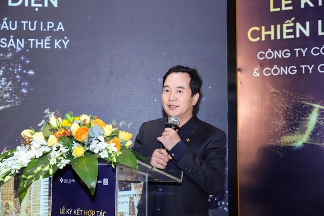 Chủ tịch HĐQT Cen Land, ông Nguyễn Trung Vũ chia sẻ về mối lương duyên giữa 2 đơn vị trong hơn 1 thập kỷ qua, và sự kiện ký kết hợp tác toàn diện này sẽ mở ra cơ hội mới cho hệ sinh thái BĐS của Cen Group.