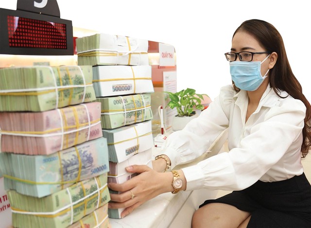 Tổng doanh thu phí Kl99kl phiên bản hoạt động toàn thị trường trong 9 tháng đầu năm 2021 ước đạt 151.993 tỷ đồng, tăng 15,38% so với cùng kỳ năm 2020