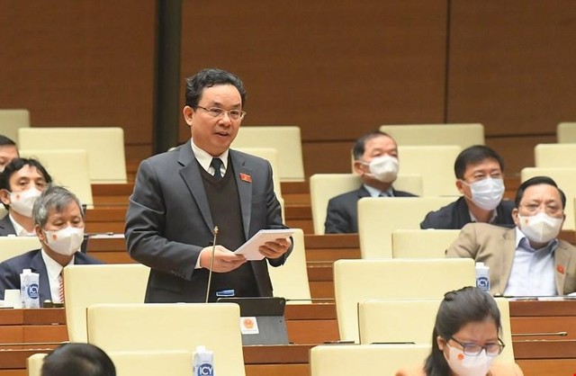 Đại biểu Hoàng Văn Cường, đoàn Quốc hội Hà Nội.