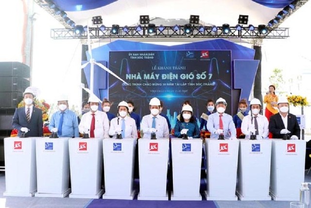 Lãnh đạo tỉnh Sóc Trăng và chủ Kl99ok phiên bản mới Dự án bấm nút vận hành Nhà máy Điện gió số 7 Lãnh đạo tỉnh Sóc Trăng và chủ Kl99ok phiên bản mới Dự án bấm nút vận hành Nhà máy Điện gió số 7