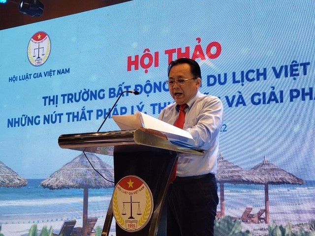 Ông Lê Hữu Hoàng, Phó chủ tịch Thường trực UBND tỉnh Khánh Hòa phát biểu tại Hội thảo. Ảnh: Linh Đan