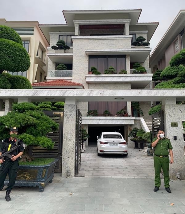 Chiều ngày 14/5/2022, Cơ quan An ninh điều tra, Công an tỉnh Quảng Ninh đã tiến hành khám xét nhà riêng của ông Phạm Hồng Hà.