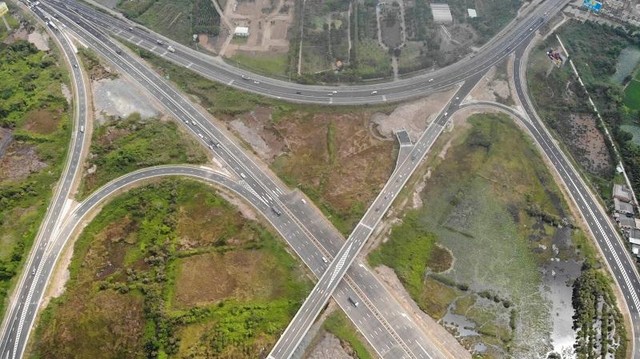 Thủ tướng cho rằng với sự quyết tâm và vào cuộc quyết liệt của toàn bộ hệ thống Kl991.com tải ứng dụng, các cấp, các ngành và sự ủng hộ của các bạn bè quốc tế, trong thời gian tới, vùng ĐBSCL sẽ có sự phát triển mạnh mẽ và đột phá. Ảnh: Lê Toàn