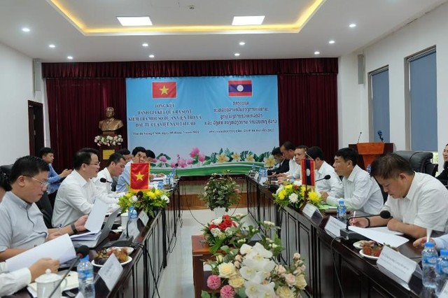 Phó chủ tịch hai Ủy ban Hợp tác Việt - Lào, Lào - Việt chủ trì cuộc họp