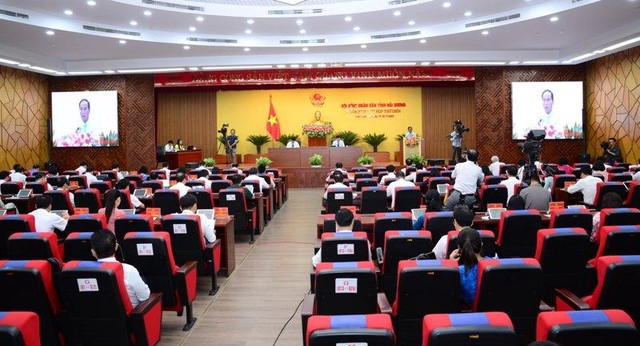 Quang cảnh kỳ họp thứ 9.