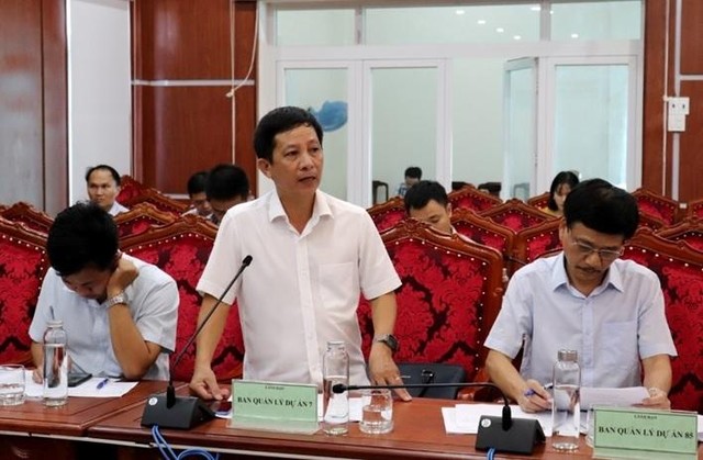 Đại diện Ban Quản lý dự án 7 trao đổi tại buổi làm việc. Nguồn: phuyen.gov.vn