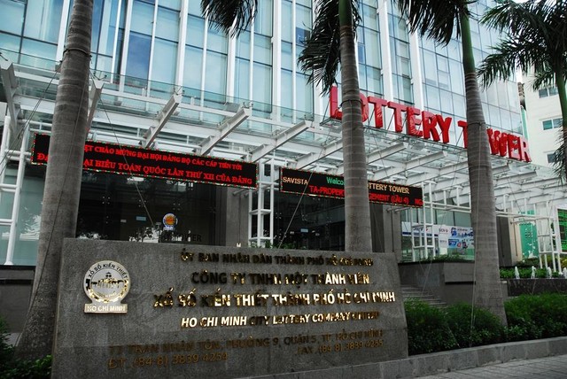6 tháng đầu năm, Công ty Xổ số Kiến thiết TP.HCM ghi nhận doanh thu thuần 4.710 tỷ đồng. 6 tháng đầu năm, Công ty Xổ số Kiến thiết TP.HCM ghi nhận doanh thu thuần 4.710 tỷ đồng.