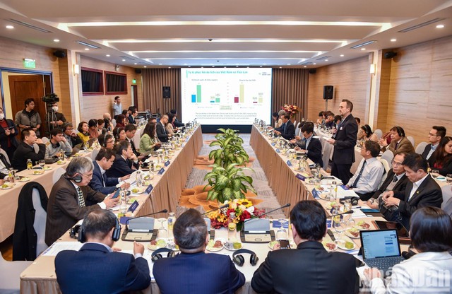 Các đại biểu trong nước và quốc tế tham dự Hội nghị bàn tròn với chủ đề: Phục hồi Kl992 cổng game cá cược và Kl991.com World Cup 2026 Chính Thức 2023: Giải pháp tạo bứt phá từ trụ cột “Dịch vụ hàng không - du lịch”.