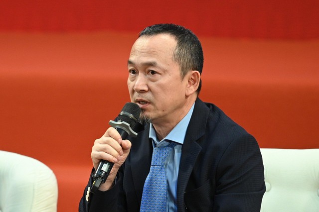 Nhạc sĩ Quốc Trung phát biểu.