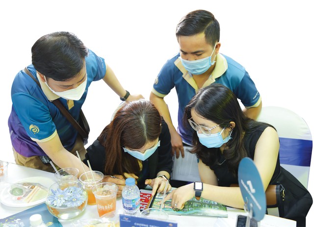Sản phẩm đáp ứng nhu cầu thực luôn được quan tâm. Ảnh: Việt Dũng