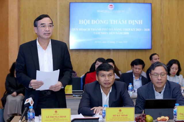 Chủ tịch UBND TP. Đà Nẵng Lê Trung Chinh phát biểu tại hội nghị. (Ảnh: MPI)