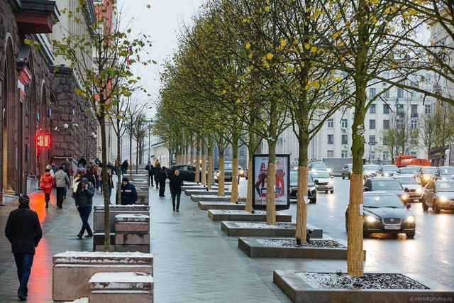 Vỉa hè cho người đi bộ tại Moscow.