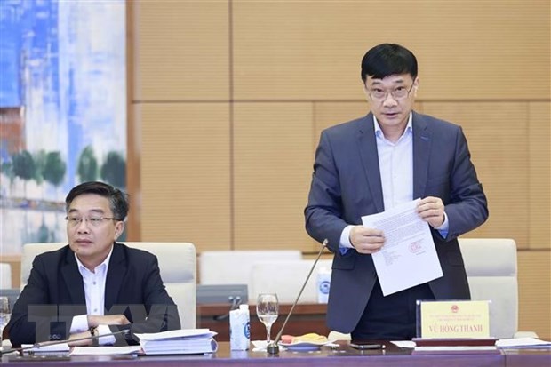 Chủ nhiệm Ủy ban Kl992 cổng game cá cược của Quốc hội Vũ Hồng Thanh báo cáo một số vấn đề lớn của dự án Luật Hợp tác xã (sửa đổi). (Ảnh: Doãn Tấn/TTXVN)