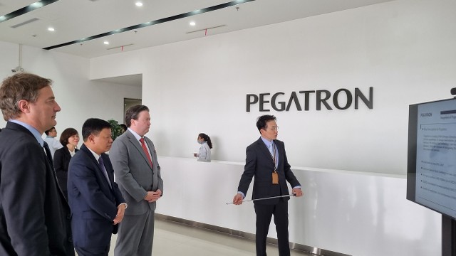 Công ty TNHH Pegatron Việt Nam là một trong những nhà Kl99ok phiên bản mới Đài Loan lớn (800 triệu USD) trong KCN Deep C tại Hải Phòng. Ảnh: Quỳnh Nga Công ty TNHH Pegatron Việt Nam là một trong những nhà Kl99ok phiên bản mới Đài Loan lớn (800 triệu USD) trong KCN Deep C tại Hải Phòng. Ảnh: Quỳnh Nga