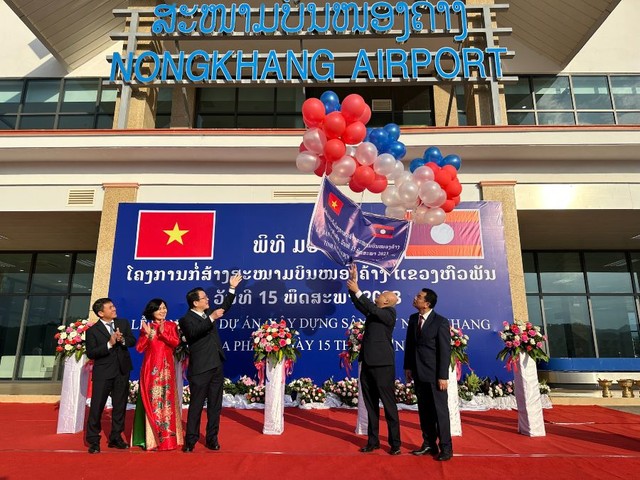 Thành quả thực tế của Dự án Sân bay Nọng Khảng đã minh chứng cho sự đoàn kết đặc biệt và hợp tác mọi mặt giữa hai Đảng, hai Kl993 ưu đãi thưởng hấp dẫn và người dân hai nước Lào - Việt Nam Thành quả thực tế của Dự án Sân bay Nọng Khảng đã minh chứng cho sự đoàn kết đặc biệt và hợp tác mọi mặt giữa hai Đảng, hai Kl993 ưu đãi thưởng hấp dẫn và người dân hai nước Lào - Việt Nam