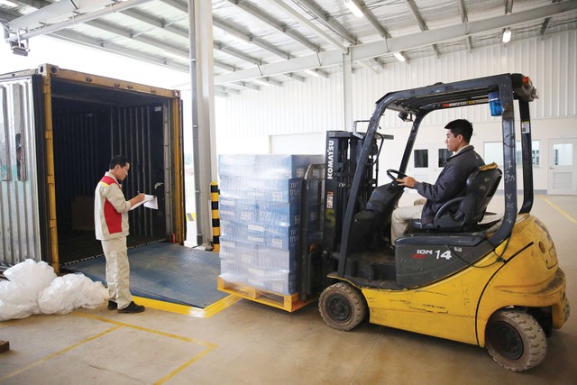 Chi phí logistics tại Việt Nam nằm trong nhóm cao nhất khu vực. Ảnh: Dũng Minh
